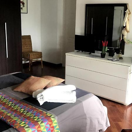 B&B Stanze Lussuose Aversa Exterior foto